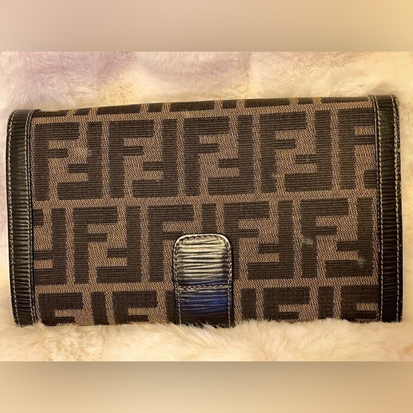 FENDI ZUCCA WALLET FENDI SIGNATURE CANVAS CLUTCH FENDI WRISTLET FENDI BAG - Picture 6 of 17